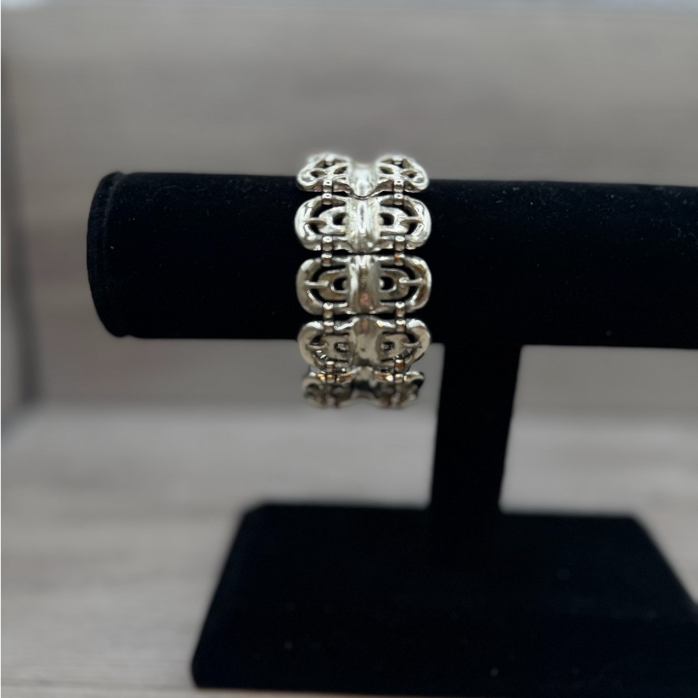 Elegant Silver Tone Bracelet